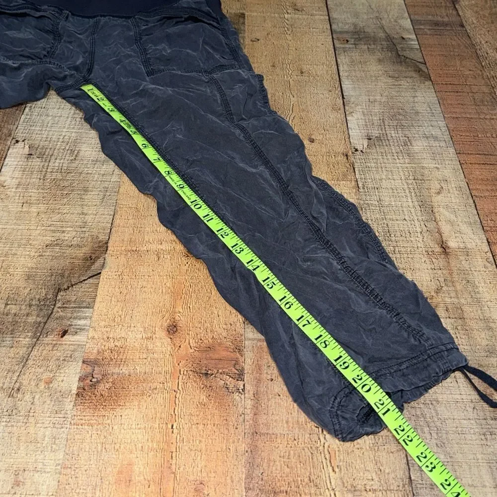 Lululemon cool down tencel ruched cropped pants size 4